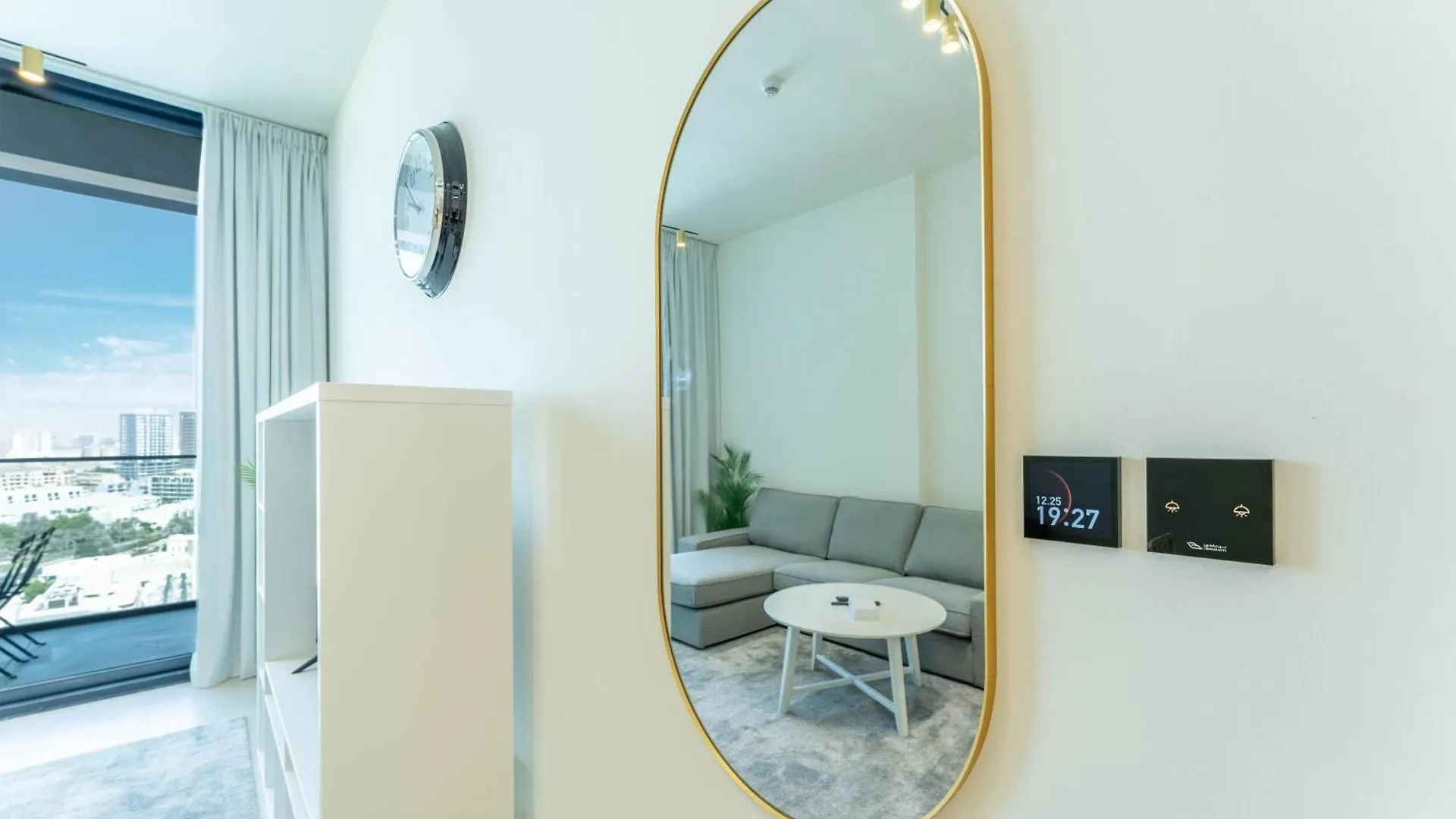Fam Living Minimalist 1Br Gem In Binghatti Amber Dubai