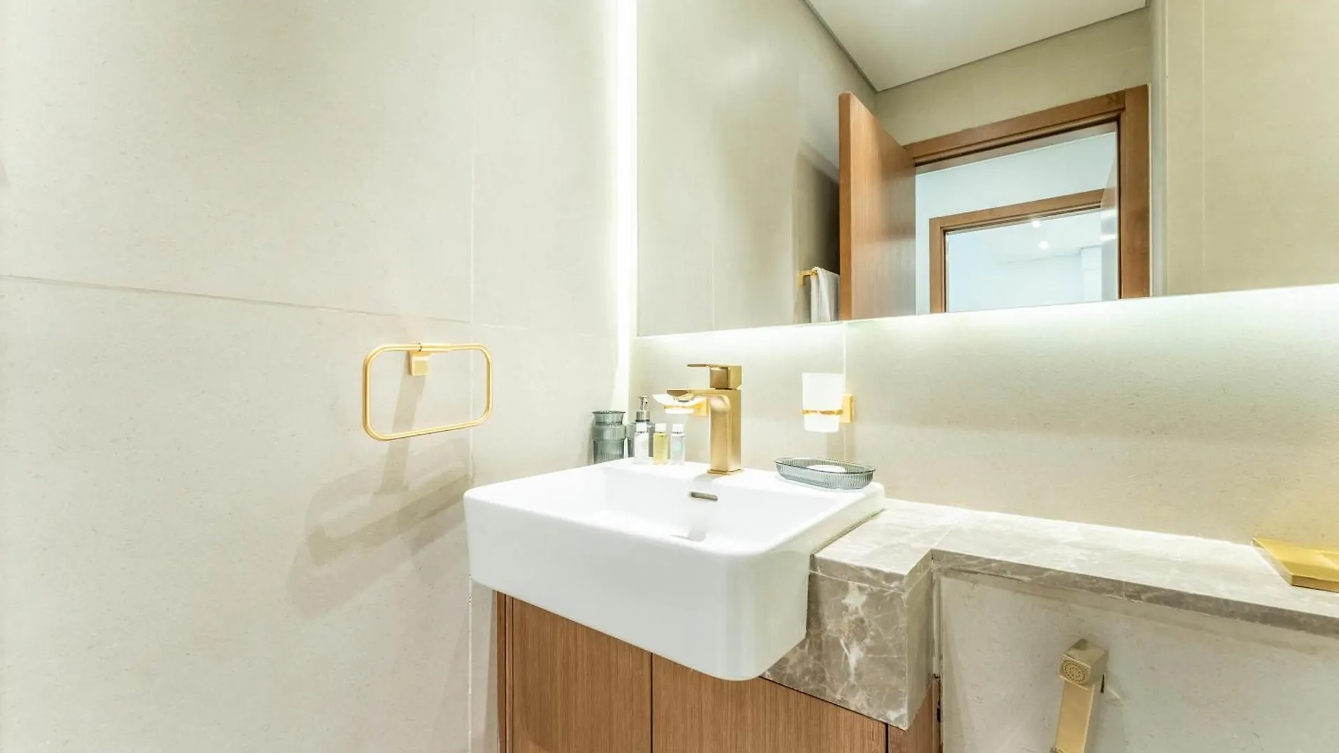 Apartment Fam Living Minimalist 1Br Gem In Binghatti Amber Dubai United Arab Emirates