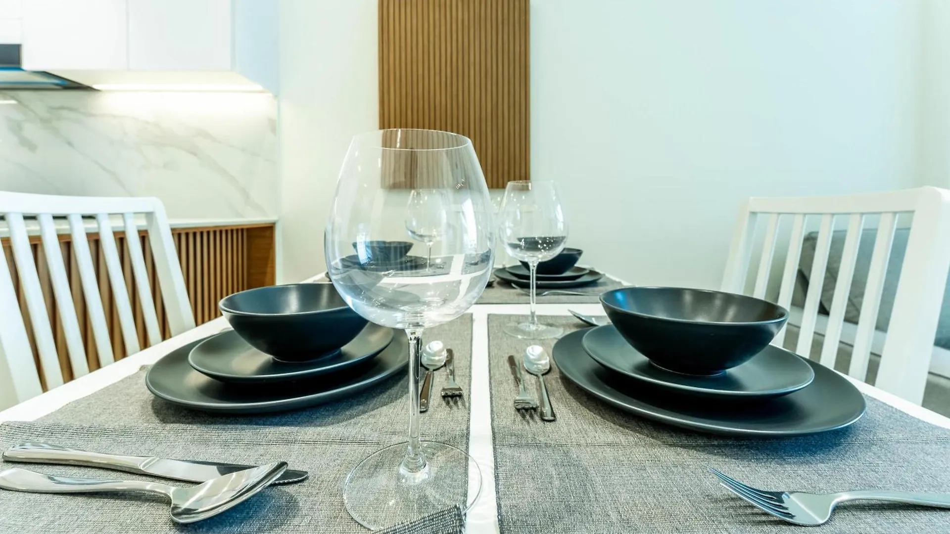 Fam Living Minimalist 1Br Gem In Binghatti Amber Dubai 0*,