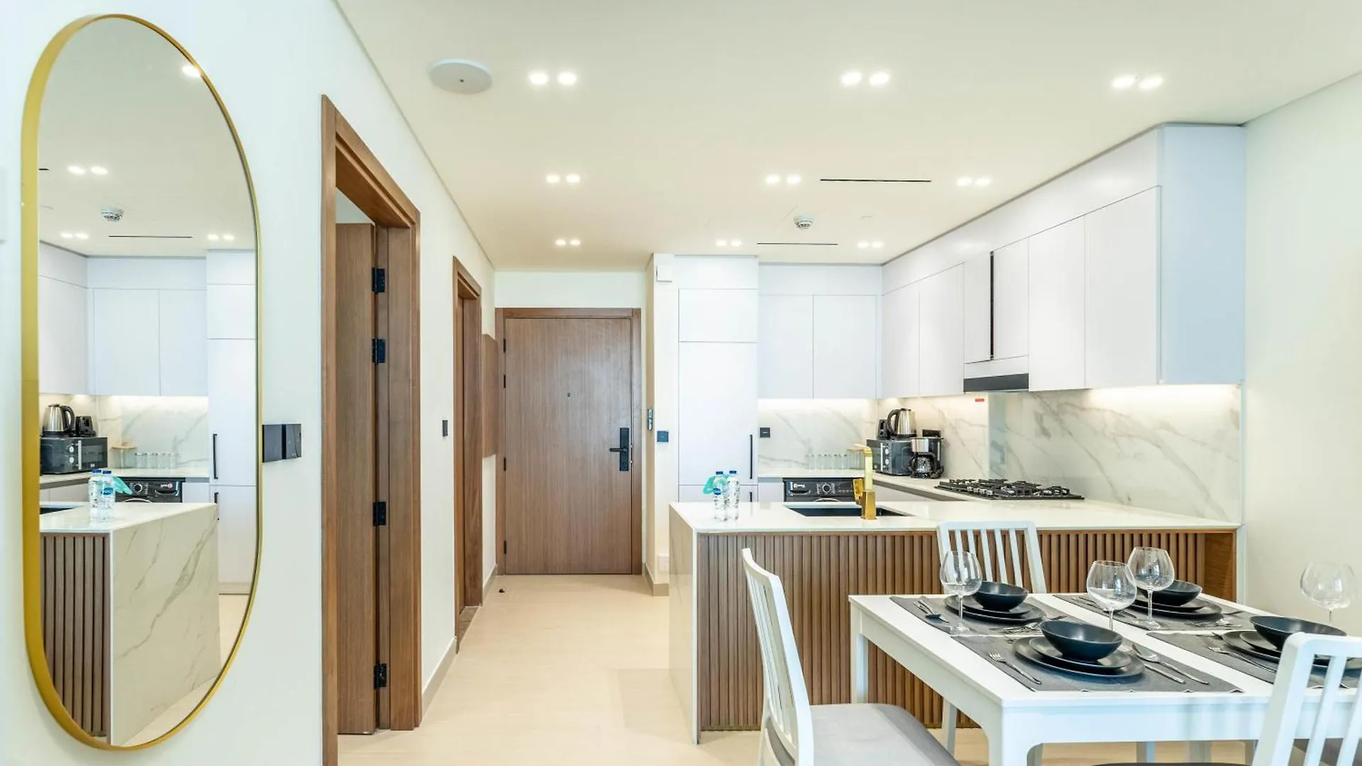Apartment Fam Living Minimalist 1Br Gem In Binghatti Amber Dubai