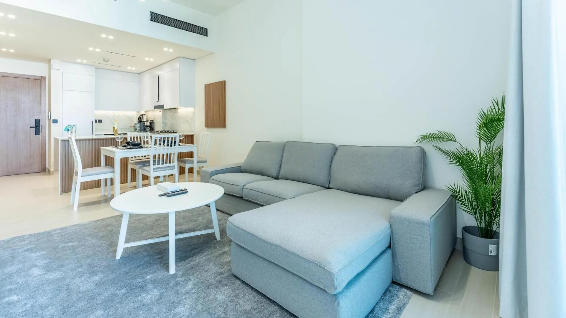 Fam Living Minimalist 1Br Gem In Binghatti Amber Dubai United Arab Emirates